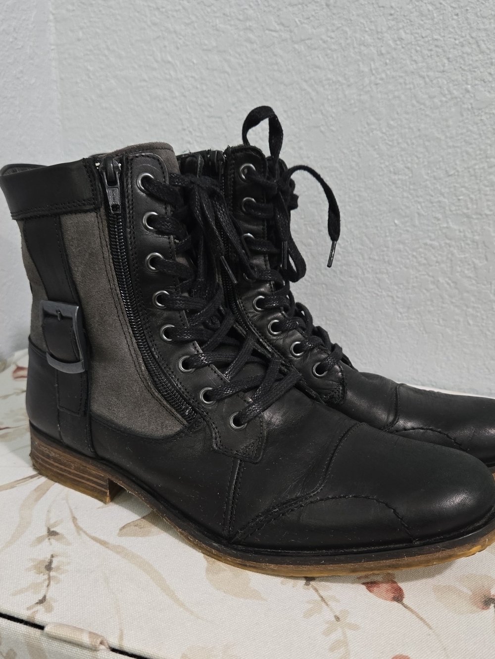 Steve Madden Leather Shoes Lace Up Style